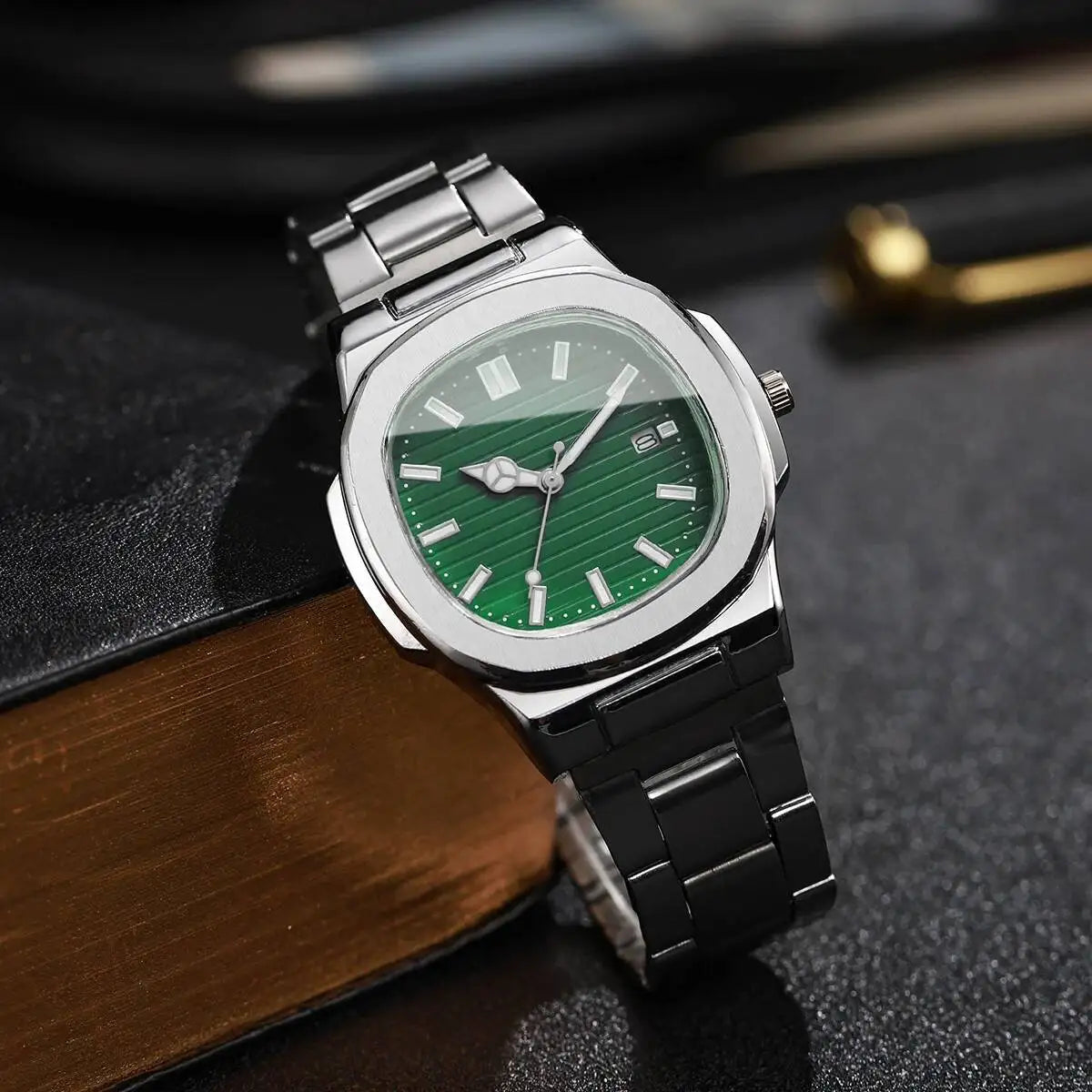 Luxury Men Business Watches Fashion Square Dial Stainless Steel Strap Quartz Watch with Calendar For Mens Clock（Without Box）